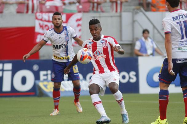 Nutico recebe o Bahia na Arena Pernambuco pelo Brasileiro da Srie B de 2015