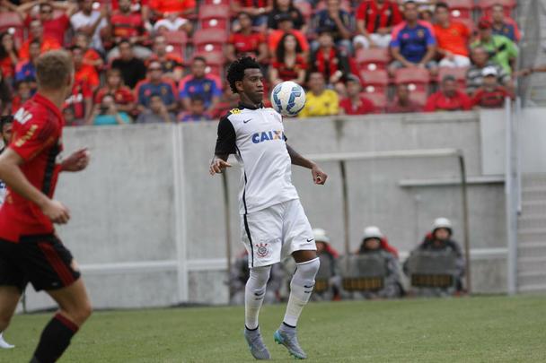 Equipes duelam pela 37 rodada do Campeonato Brasileiro de 2015. Partida  o ltimo jogo do Leo no ano diante da torcida rubro-negra 