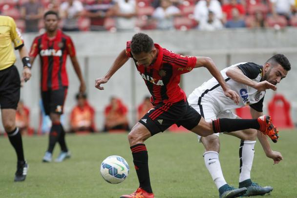 Equipes duelam pela 37ª rodada do Campeonato Brasileiro de 2015. Partida é o último jogo do Leão no ano diante da torcida rubro-negra