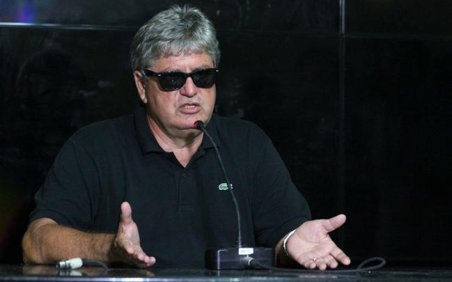 Geninho - Velho conhecido da torcida pernambucana, o experiente técnico já passou mais de uma vez por Sport e Náutico. Seria uma opção mais experiente. Está sem emprego desde que deixou o Ceará, no meio da Série B de 2015