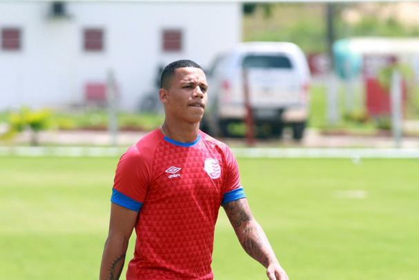 Roni (atacante), contratado junto ao Cruzeiro