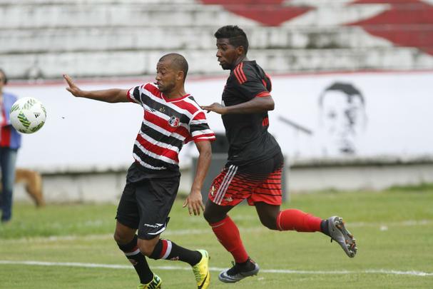 Sob sol forte, equipe do Santa Cruz bateu o Flamengo por 3 a 1 no primeiro grande teste da temporada 2016
