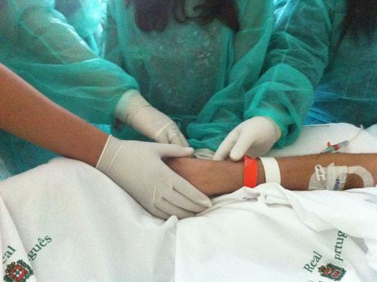 Lucas Lyra dá mais um passo em sua recuperação. Torcedor do Náutico baleado na cabeça antes de um jogo nos Aflitos, passou por cirurgia para colocação de placa de titânio no crânio