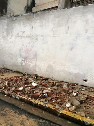 Segundo a assessoria do clube, os destroços foram de uma mureta do estádio