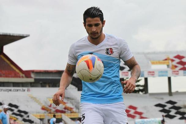 O 'General' foi o reserva de Grafite na Srie B. Mas, quando o centroavante precisou ser acionado entre os tiulares, correspondeu. Terminou como vice-artilheiro do Santa Cruz na Segundona e tambm em toda a temporada passada.