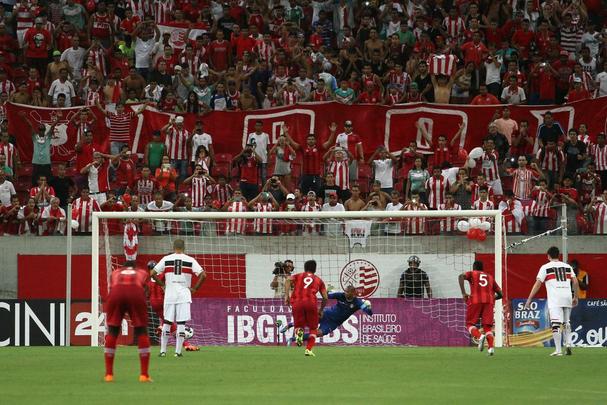 Nutico vence o Santa Cruz no primeiro clssico do ano por 2 a 0, na Arena Pernambuco