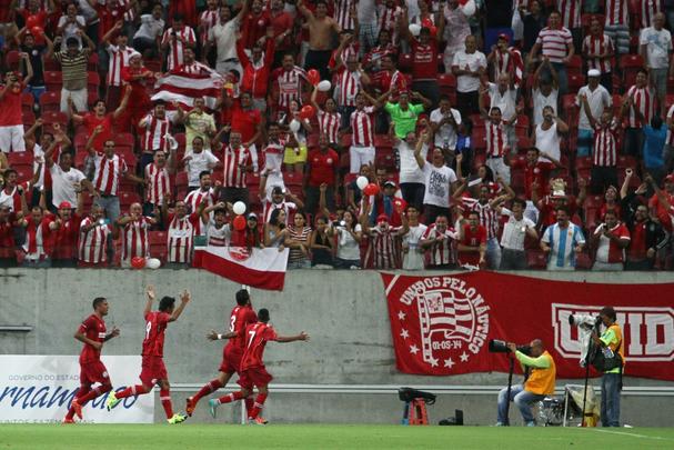 Nutico vence o Santa Cruz no primeiro clssico do ano por 2 a 0, na Arena Pernambuco