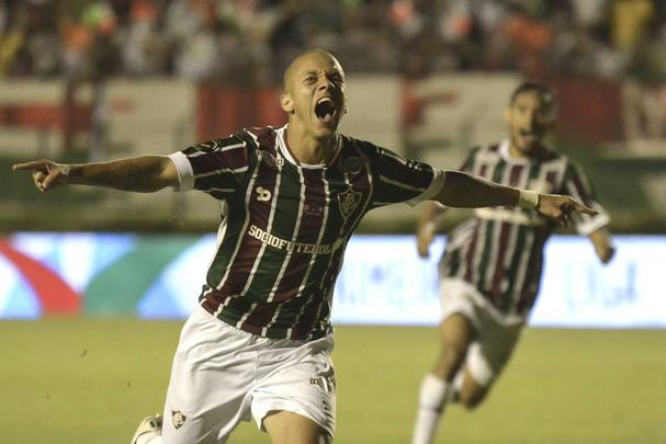 Primeiro uniforme do Fluminense criado pela Dry World para temporada 2016