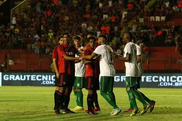 Sport recebeu o Amrica pela segunda rodada do Estadual em busca de recuperao aps estreia com derrota para o Salgueiro
