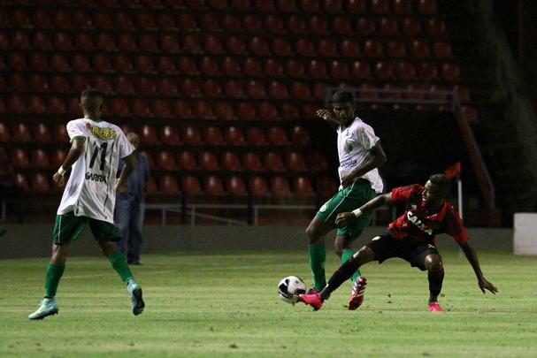 Sport recebeu o Amrica pela segunda rodada do Estadual em busca de recuperao aps estreia com derrota para o Salgueiro