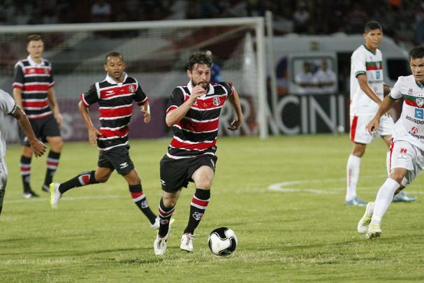 O Tricolor entrou em campo pela segunda vez no Campeonato Pernambucano e não passou de um empate com o Salgueiro: 1 a 1