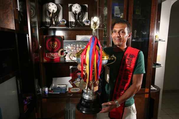 Às vésperas da decisão da Copa do Nordeste de 2014, Leonardo recebeu a equipe do Superesportes em sua casa. Ele estava em campo nas duas conquistas anteriores, em 1994 e 2000. O ex-atacante lembrou das conquistas e apostou no tri rubro-negro, confirmado no empate de 1 a 1 no Castelão - na Ilha, o Leão venceu por 2 a 0.