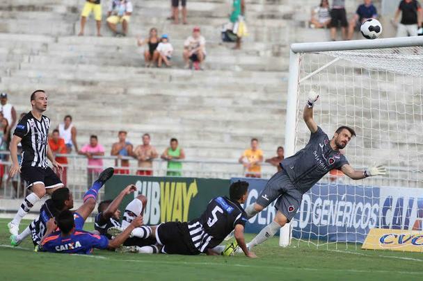 Fotos: Botafogo-PB x Sport pela estreia da Copa do Nordeste, em João Pessoa