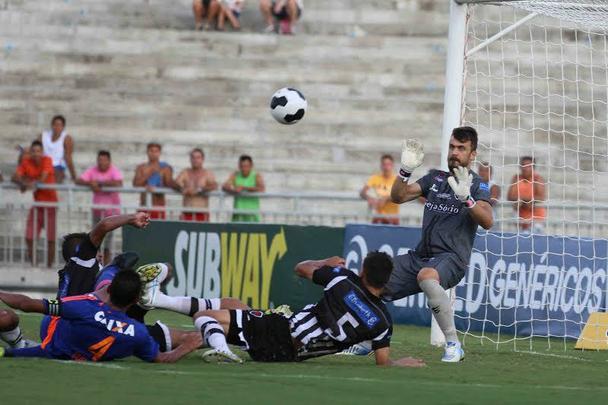 Fotos: Botafogo-PB x Sport pela estreia da Copa do Nordeste, em João Pessoa