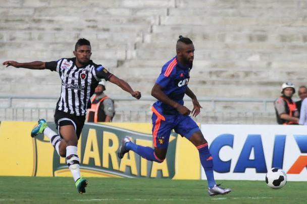 Fotos: Botafogo-PB x Sport pela estreia da Copa do Nordeste, em João Pessoa