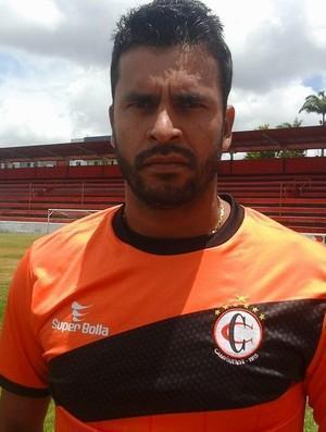 Após se destacar pelo Santa Cruz no Pernambucano de 2009, o goleiro Glédson foi para o Náutico, onde passou três temporadas. A passagem do arqueiro, hoje no Campinense, ficou marcada por uma lambança nas semifinais do Estadual de 2011, que acabou sendo determinante na eliminação do Timbu contra o Sport