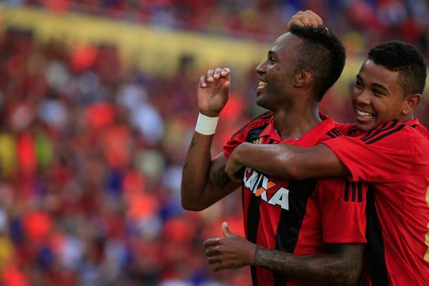 Há três jogos sem perder no pernambucano, Sport tira invencibilidade do time alvirrubro na competição