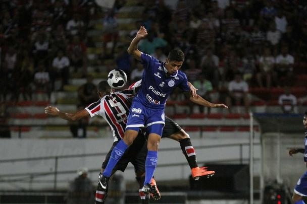 Após os corais terem aberto o placar no primeiro tempo com Tiago Costa, o adversário chegou a empatar no segundo, mas Keno e Bruno Moraes deram a vitória aos mandantes. Ficou a lição que é preciso melhorar