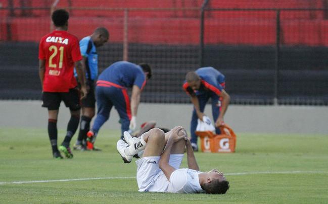 Pela primeira vez em muito tempo, o Leo no deixou seu oponente sair na frente e abriu o placar com Gabriel Xavier, aps erro da defesa do Central. Oscilou no fim da primeira etapa, mas voltou com tudo no segundo tempo e construiu a goleada, com gols de Luiz Antnio, Vincius Arajo e Reinaldo Lenis