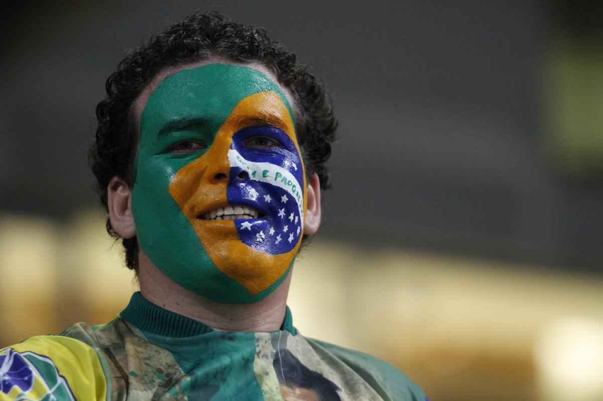 45.010 torcedores foram ao confronto entre Brasil e Uruguai na Arena Pernambuco. Este  maior nmero da histria do futebol pernambucano (desconsiderando as Copas de 2013 e 2014, que no foram divulgados)