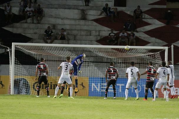 Empate sem gols, no Arruda, foi suficiente para o Tricolor, que pode enfrentar o Náutico na segunda fase da competição nacional
