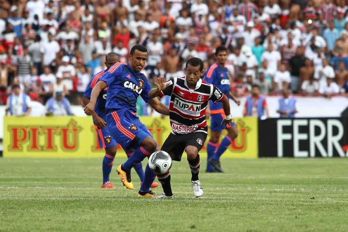 Disputa entre tricolores e rubro-negros  vlida pela ltima rodada do hexagonal do ttulo do Campeonato Pernambucano