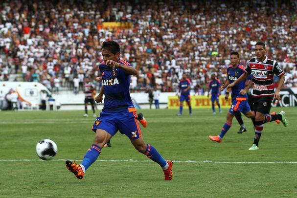 Santa Cruz e Sport empatam em 1 a 1 e Tricolor se classifica para as semifinais do Pernambucano