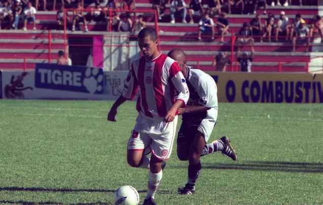 Camisa da Finta do Náutico em 2001. Time foi campeão estadual com a Finta