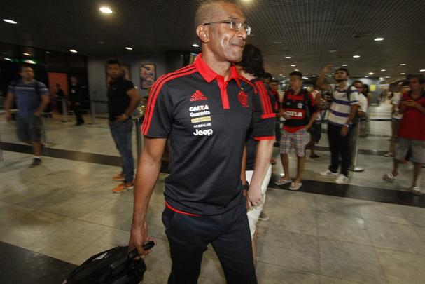 Cristvo Borges est livre no mercado aps ser demitido do Atltico Paranaense. Ele chegou a ser cotado no Santa Cruz