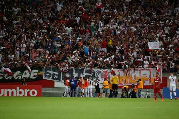 Santa Cruz vence o Nutico de virada e encara Sport na final