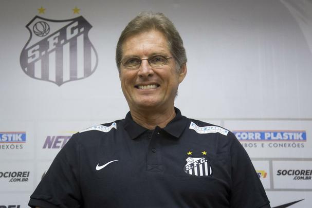 No ano de 2014, Oswaldo comandou a equipe do Santos. E, assim como viria a ser em 2015, ele chegou à final do Campeonato Paulista e foi derrotado. O Peixe chegou à decisão contra o Ituano e perdeu nos pênaltis. Ainda seguiu no clube até quase a metade do Campeonato Brasileiro. Na 18ª rodada, porém, viu o Santos ser derrotado pelo Botafogo e foi demitido. Ao todo, foram 44 jogos na passagem de Oswaldo, com 25 vitórias, nove empates e dez derrotas. Saiu do clube em setembro daquele ano, deixando o time nas oitavas de final da Copa do Brasil e em 11º na Série A (o Santos terminaria a competição na nona colocação).