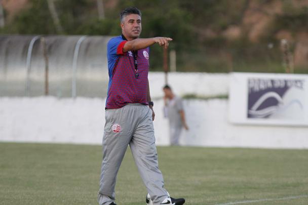 Alexandre Gallo retorna ao Nutico aps duas passagens pelo clube alvirrubro