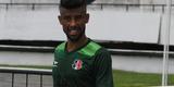 O tcnico Milton Mendes realizou trabalhos tticos visando a partida do prximo sbado, no Raulino de Oliveira, e no pde contar com os meias Joo Paulo, Leandrinho e Lel, que, na transio, deram apenas voltas ao redor do campo. O lateral esquerdo Roberto tambm foi apresentado ao final do treinamento.