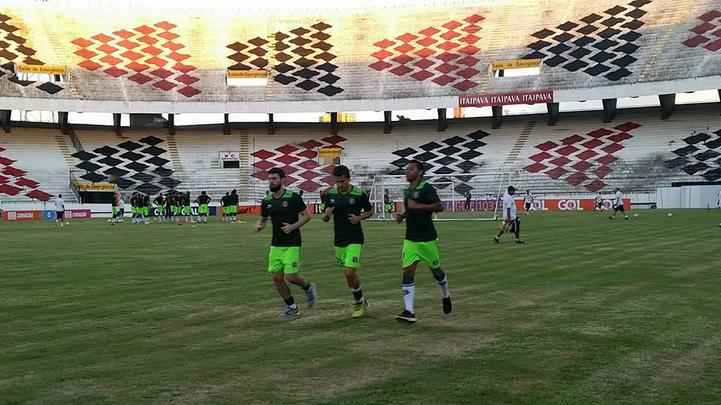 O técnico Milton Mendes realizou trabalhos táticos visando a partida do próximo sábado, no Raulino de Oliveira, e não pôde contar com os meias João Paulo, Leandrinho e Lelê, que, na transição, deram apenas voltas ao redor do campo. O lateral esquerdo Roberto também foi apresentado ao final do treinamento.