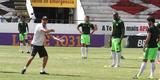 O tcnico Milton Mendes realizou trabalhos tticos visando a partida do prximo sbado, no Raulino de Oliveira, e no pde contar com os meias Joo Paulo, Leandrinho e Lel, que, na transio, deram apenas voltas ao redor do campo. O lateral esquerdo Roberto tambm foi apresentado ao final do treinamento.