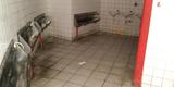 A situao de todos os banheiros  de abandono, sendo necessria uma reforma geral.