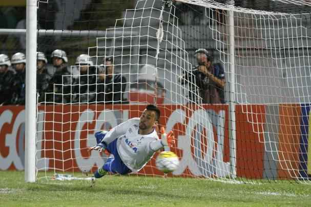 Com um pênalti sofrido e convertido além de um golaço na etapa final, Grafite marcou dois gols na vitória de 4 a 1, no Arruda, e chegou a seis tentos na competição. Com o atleta no topo da artilharia, o Tricolor agora soma sete pontos e acumula 17 jogos de invencibilidade na temporada