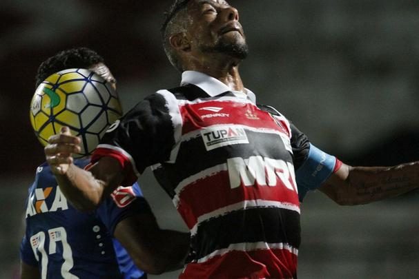 Com um pênalti sofrido e convertido além de um golaço na etapa final, Grafite marcou dois gols na vitória de 4 a 1, no Arruda, e chegou a seis tentos na competição. Com o atleta no topo da artilharia, o Tricolor agora soma sete pontos e acumula 17 jogos de invencibilidade na temporada