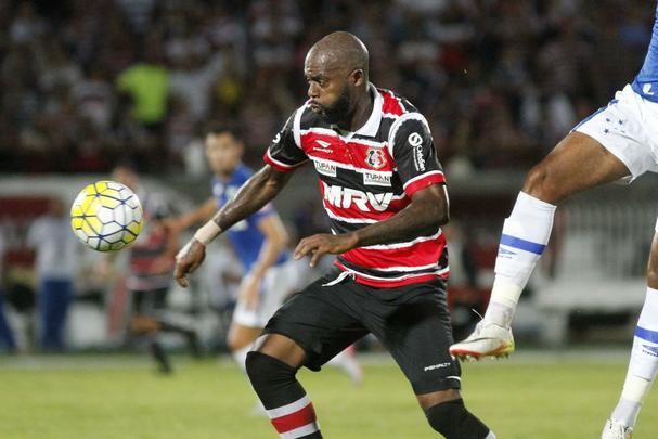 Com um pênalti sofrido e convertido além de um golaço na etapa final, Grafite marcou dois gols na vitória de 4 a 1, no Arruda, e chegou a seis tentos na competição. Com o atleta no topo da artilharia, o Tricolor agora soma sete pontos e acumula 17 jogos de invencibilidade na temporada
