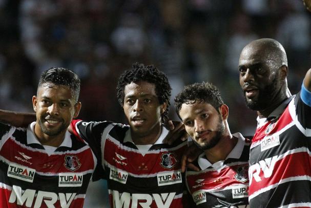 Com um pênalti sofrido e convertido além de um golaço na etapa final, Grafite marcou dois gols na vitória de 4 a 1, no Arruda, e chegou a seis tentos na competição. Com o atleta no topo da artilharia, o Tricolor agora soma sete pontos e acumula 17 jogos de invencibilidade na temporada