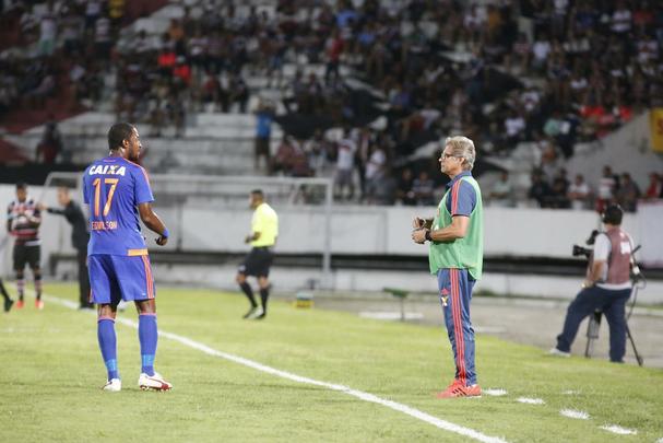 Santa Cruz e Sport voltaram a se enfrentar em partida vlida pela Srie A do Campeonato Brasileiro depois de 15 anos em um jogo bastante movimentado no Arruda
