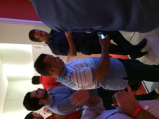 Novo memorial alvirrubro recorda conquistas histricas do clube e novos uniformes utilizados pelos 115 anos timbu; novos uniformes trouxeram as tradicionais cores alvirrubras