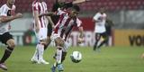 O �xito da noite desta sexta-feira manteve os 100% de aproveitamento do time alvirrubro jogando na Arena Pernambuco. Foi ainda o terceiro jogo seguido do time comandado pelo t�cnico Alexandre Gallo sem sofrer gols. O Timbu agora soma dez pontos, com duas vit�rias e um empate nas �ltimas tr�s rodadas