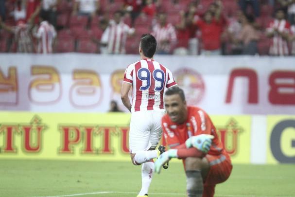 O êxito da noite desta sexta-feira manteve os 100% de aproveitamento do time alvirrubro jogando na Arena Pernambuco. Foi ainda o terceiro jogo seguido do time comandado pelo técnico Alexandre Gallo sem sofrer gols. O Timbu agora soma dez pontos, com duas vitórias e um empate nas últimas três rodadas