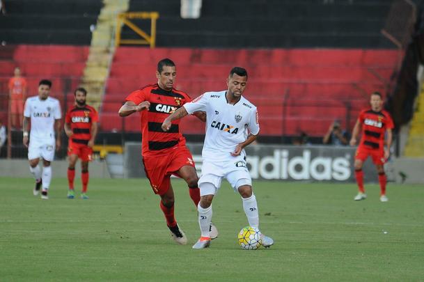 Sport e Atlético-MG fizeram uma partida bastante movimentada e com muitos gols neste domingo, na Ilha do Retiro