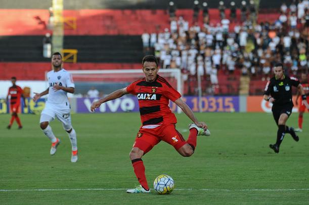Sport e Atlético-MG fizeram uma partida bastante movimentada e com muitos gols neste domingo, na Ilha do Retiro