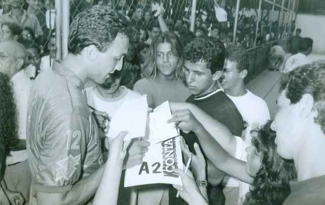 No arquivo fotográfico do Diario de Pernambuco, buscamos fomos históricas de Pampa. Entre os momentos mais marcantes, está a volta do atleta a Pernambuco, após a conquista da medalha de ouro, em Barcelona-1992. Além da festa no aeroporto, teve até desfile em carro do corpo de bombeiros. Foi um dia inesquecível na vida de Pampa