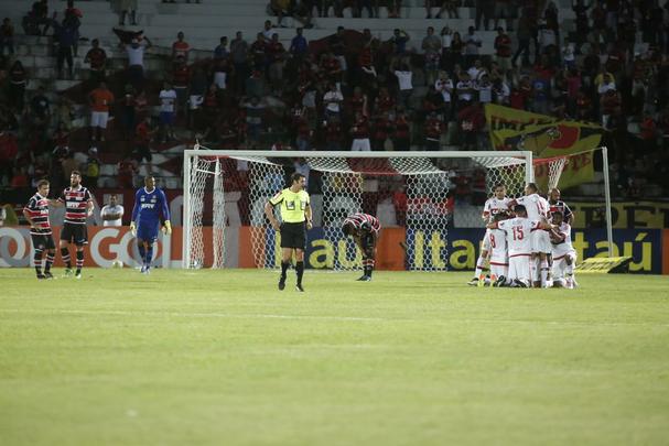 Tricolor amargou o segundo revés seguido, flerta com o Z4 e agora pega o Corinthians longe de casa