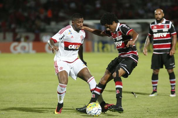 Tricolor amargou o segundo revés seguido, flerta com o Z4 e agora pega o Corinthians longe de casa
