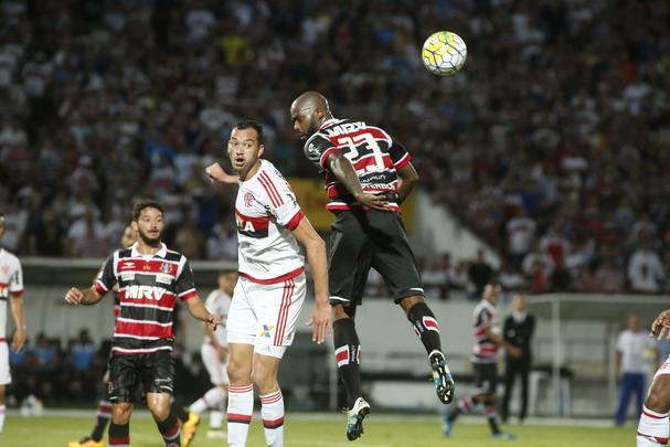 Tricolor amargou o segundo revés seguido, flerta com o Z4 e agora pega o Corinthians longe de casa